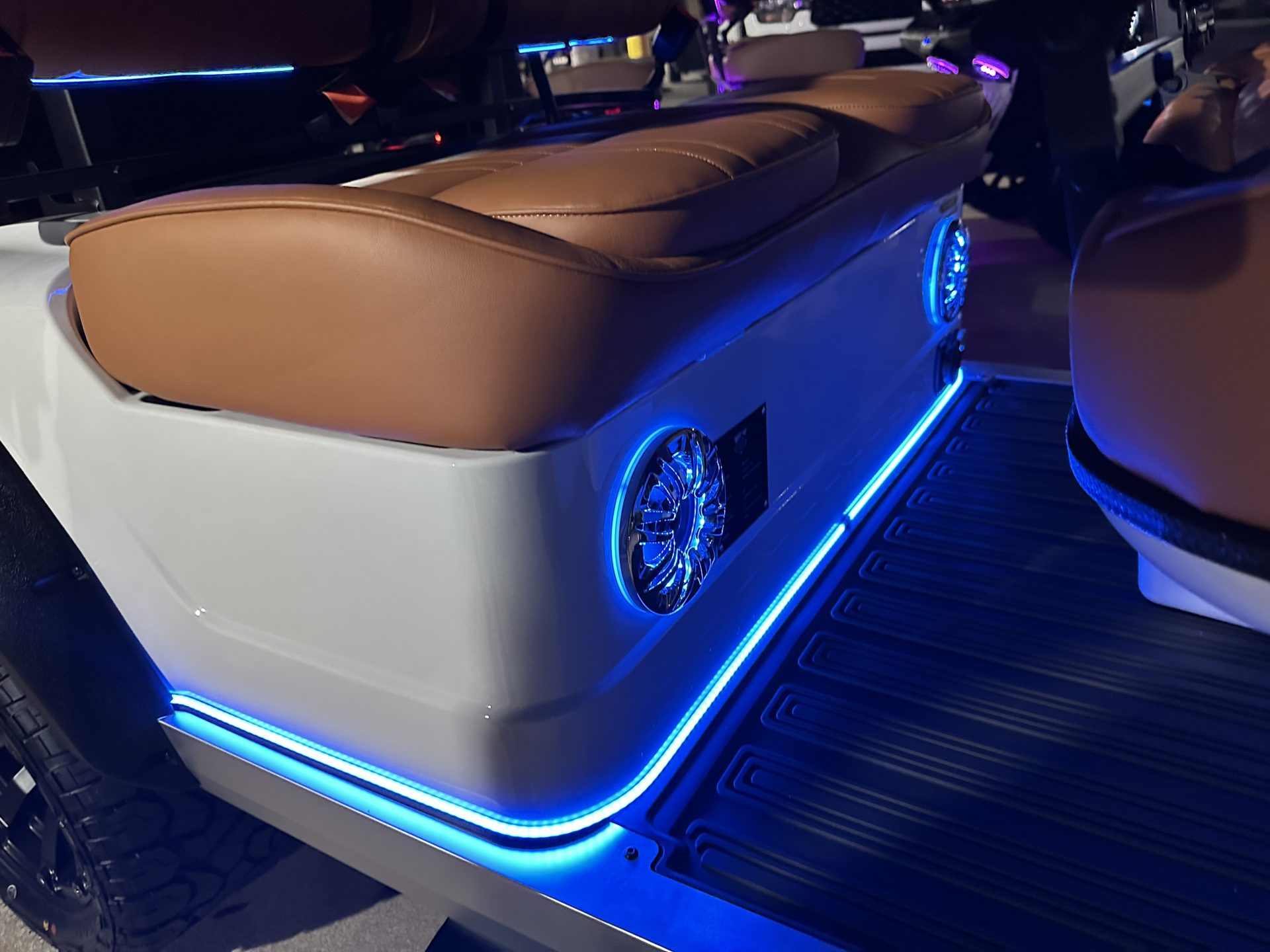 
								2026 Conquest Carts Model S6 full									