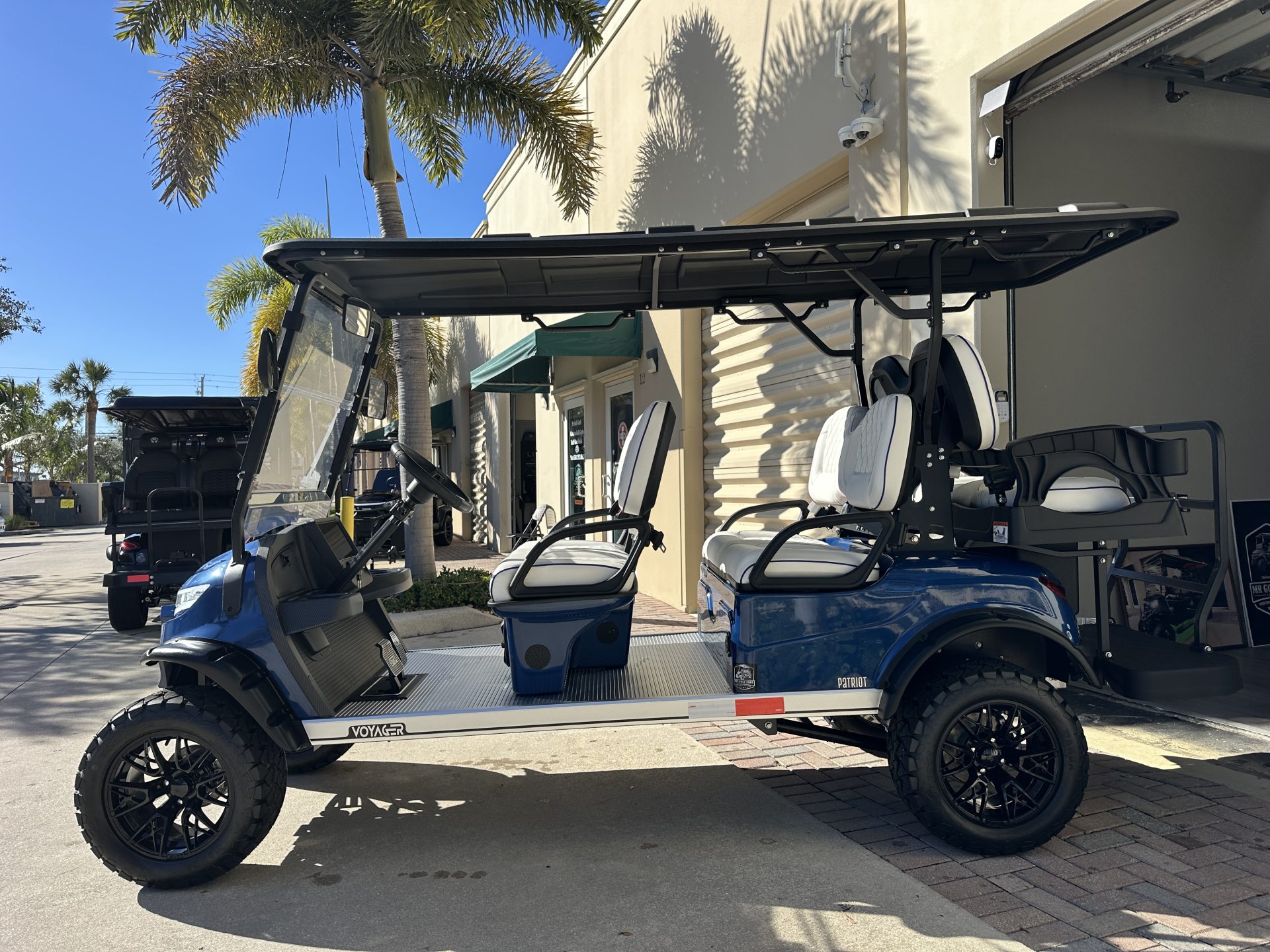 
								2026 Voyager EV Patriot full									